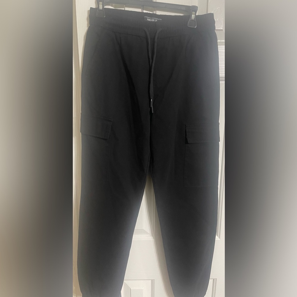 Forever 21 Men's Dark Cargo Pants